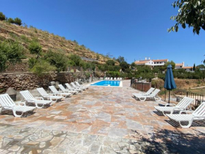 Hotels in Laroya